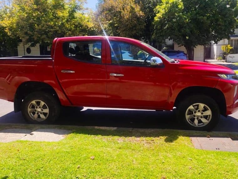 Mitsubishi L200