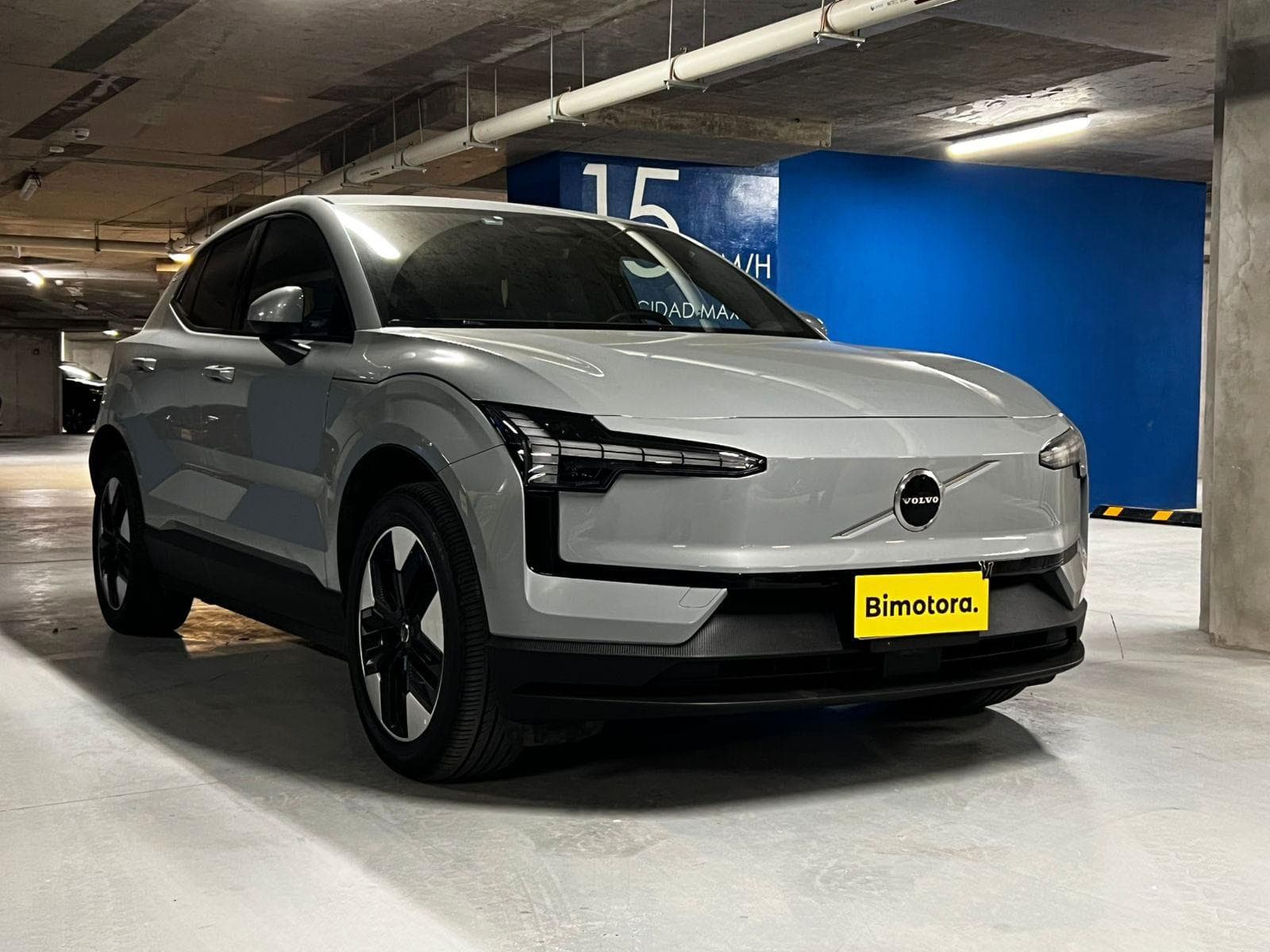 Volvo EX30