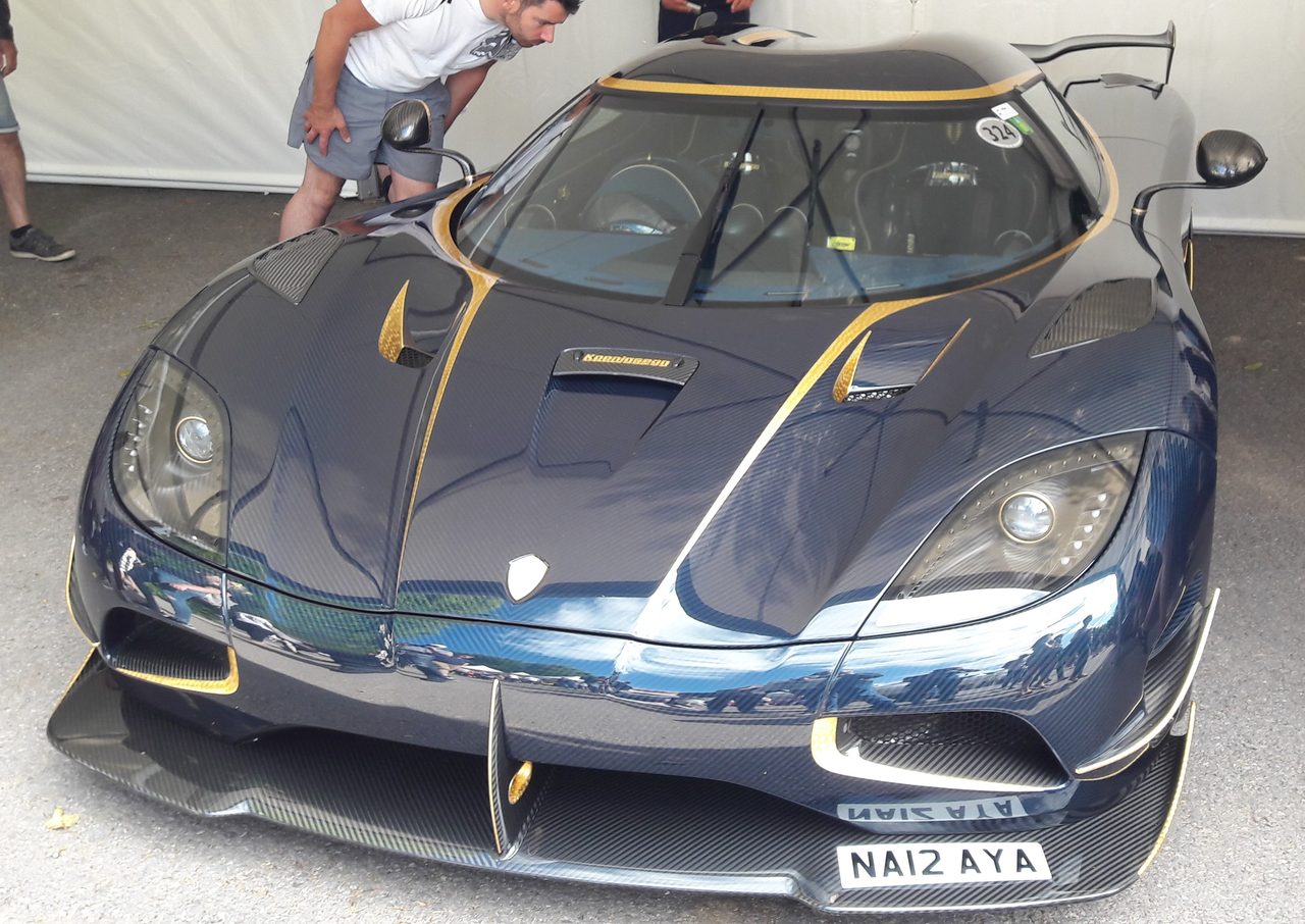 Koenigsegg Agera RS — uno de los hipercoches de la marca sueca producidos en Ängelholm